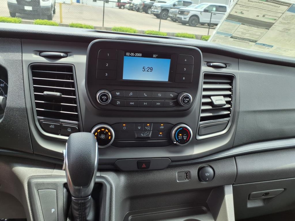 2025 Ford Transit 250