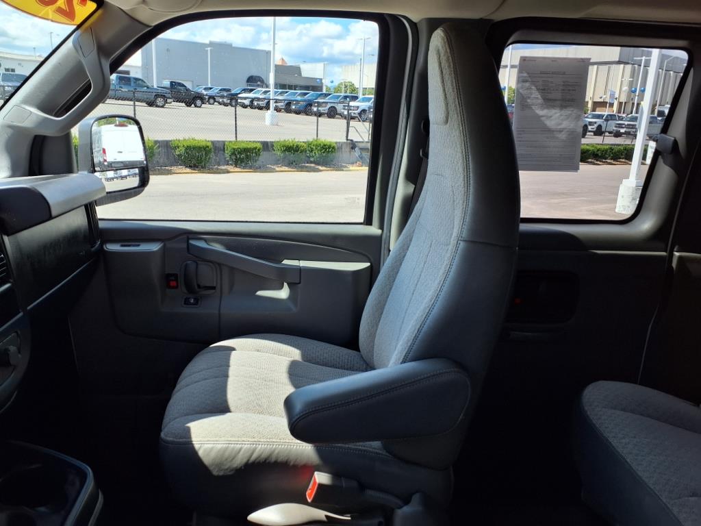 2016 Chevrolet Express LT 3500