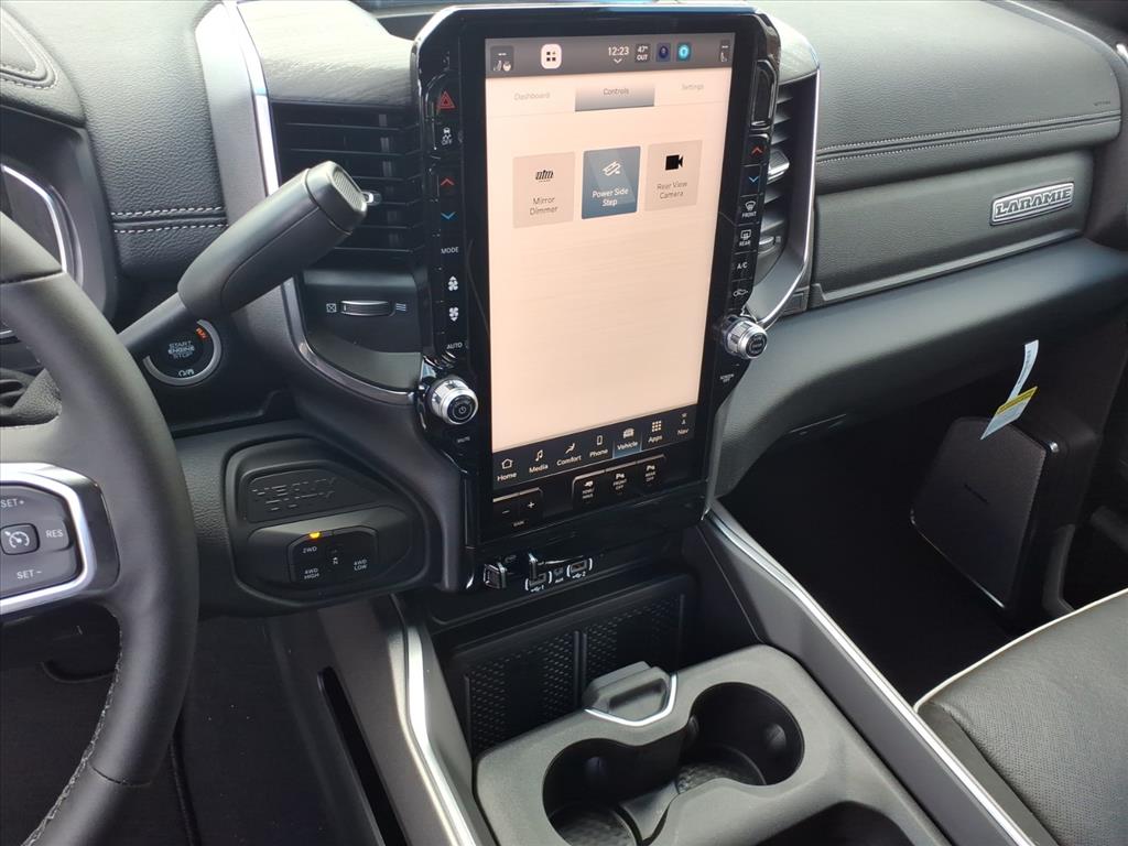 2026 Ram 2500 Laramie Crew Cab 4x4 6'4" Box