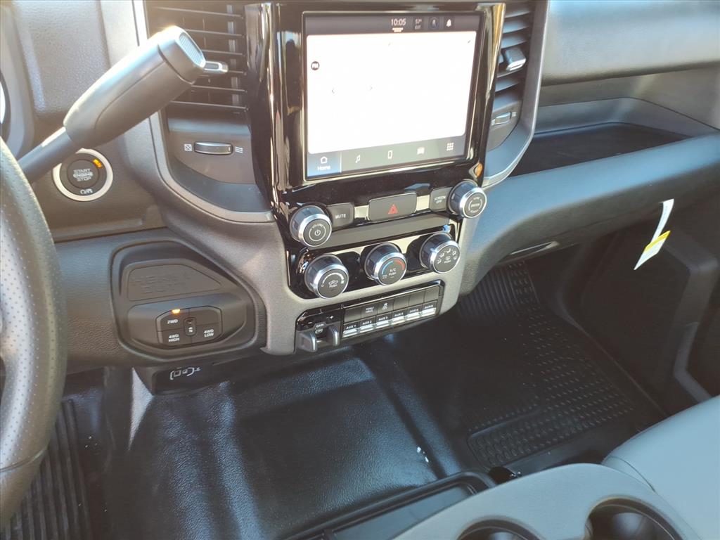 2026 Ram 2500 Tradesman Crew Cab 4x4 8' Box