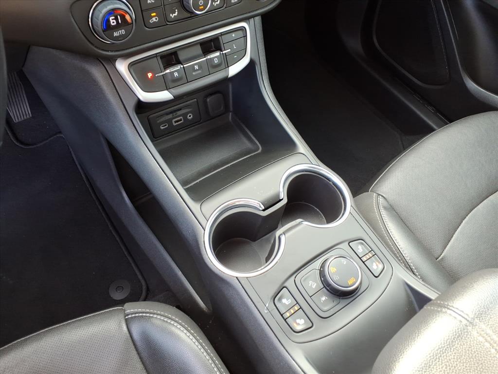 2023 GMC Terrain AWD SLT