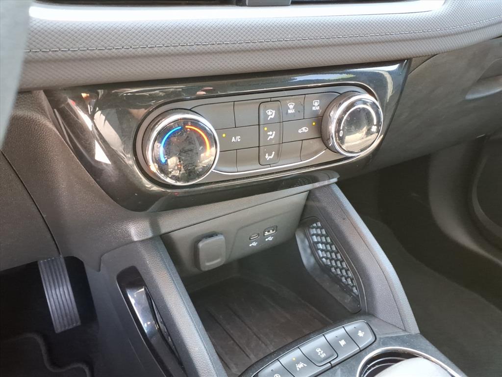 2025 Chevrolet Trailblazer FWD LT