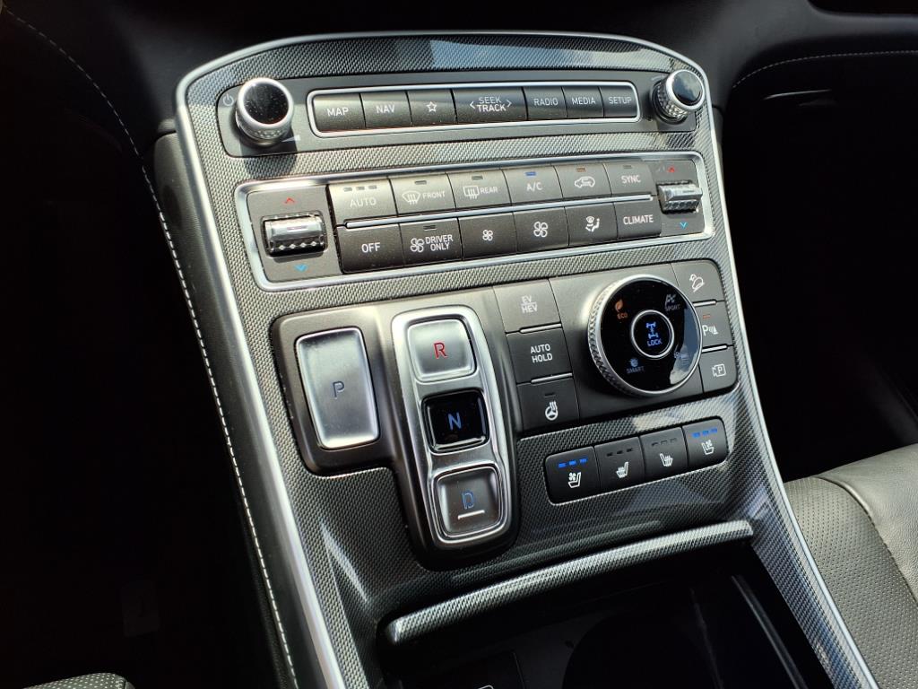2023 Hyundai SANTA FE Plug-In Hybrid Limited