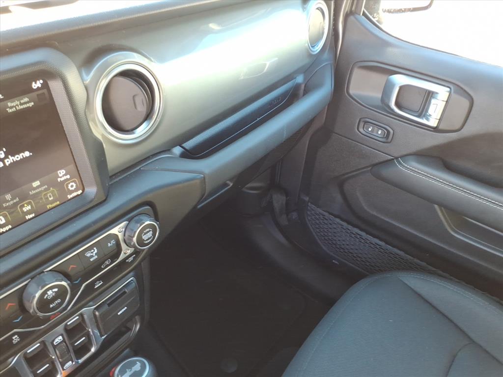 2022 Jeep Wrangler Unlimited Sahara 4x4