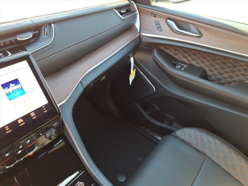 2025 Jeep Grand Cherokee Summit 4x4