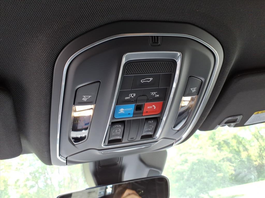 2026 Jeep Grand Cherokee L Altitude 4x4