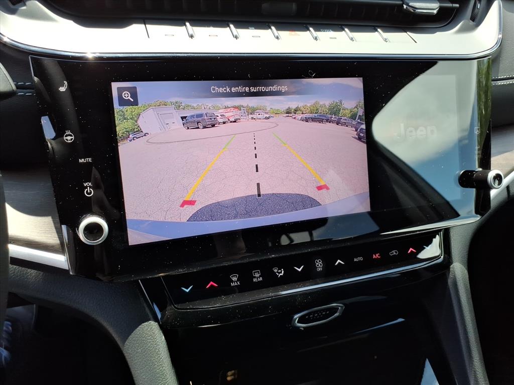 2026 Jeep Grand Cherokee L Altitude 4x4