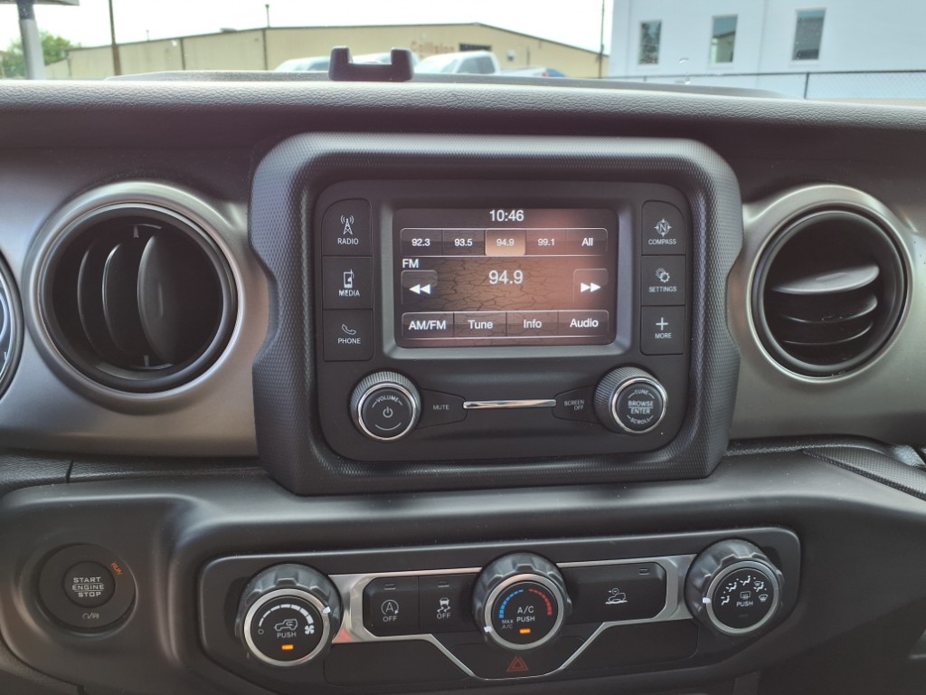 2020 Jeep Gladiator Sport