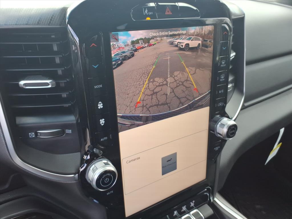 2026 Ram 1500 Big Horn Crew Cab 4x4 6'4" Box