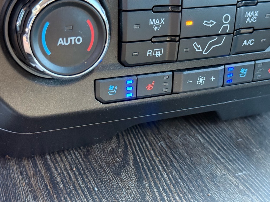 2020 Ford F-350 Super Duty Lariat