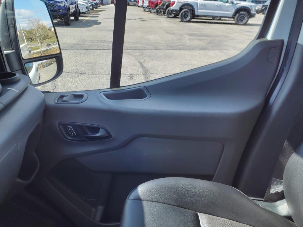 2023 Ford Transit 250