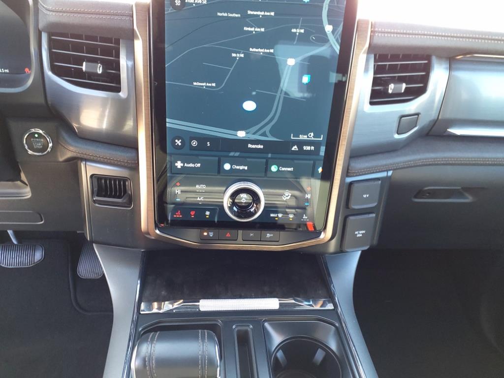 2023 Ford F-150 Lightning Lariat