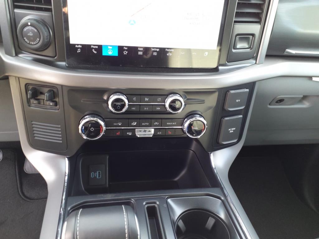 2024 Ford F-150 Lightning XLT