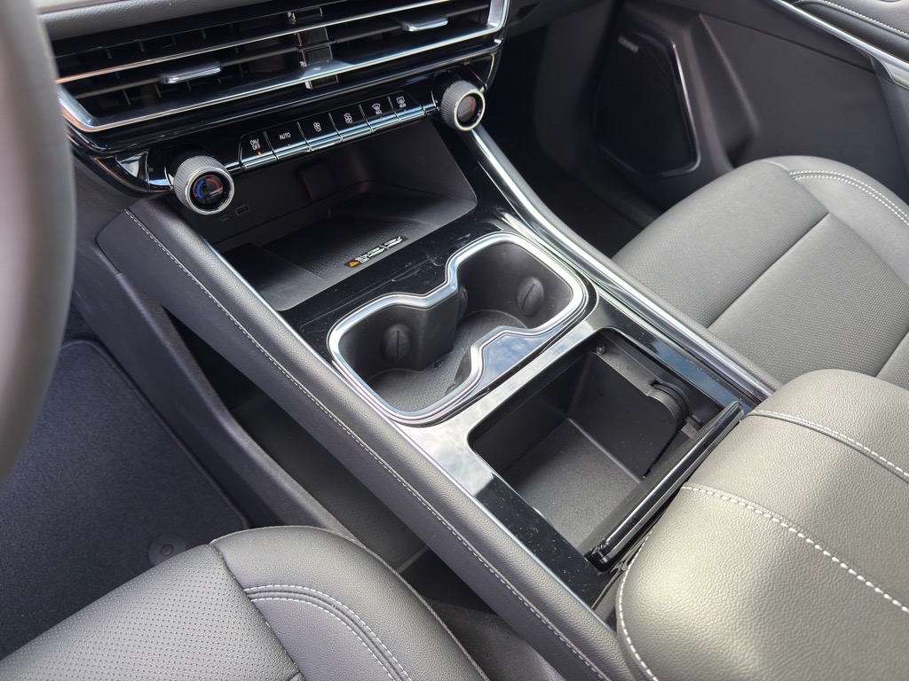 2024 Chevrolet Traverse AWD LT