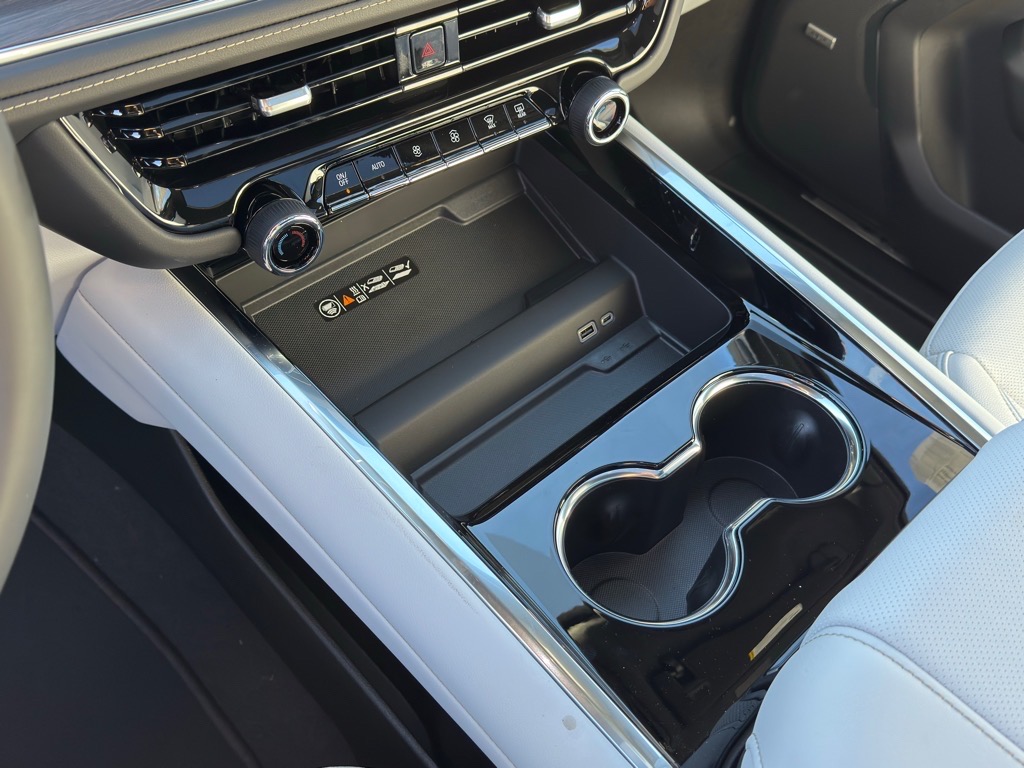 2026 Chevrolet Tahoe 4WD Premier