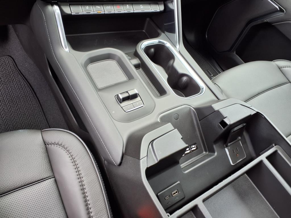 2025 GMC Sierra 2500HD Denali