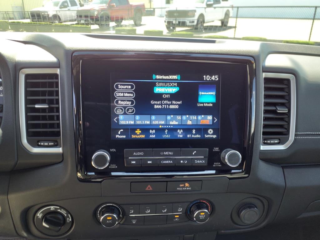 2023 Nissan Frontier SV