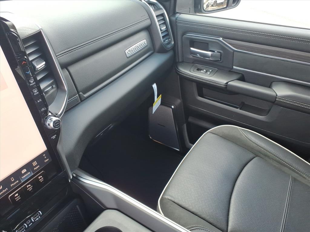 2026 Ram 2500 Laramie Crew Cab 4x4 6'4" Box