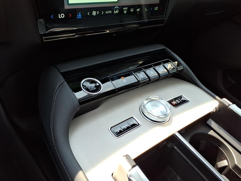 2025 Lincoln Navigator Reserve L
