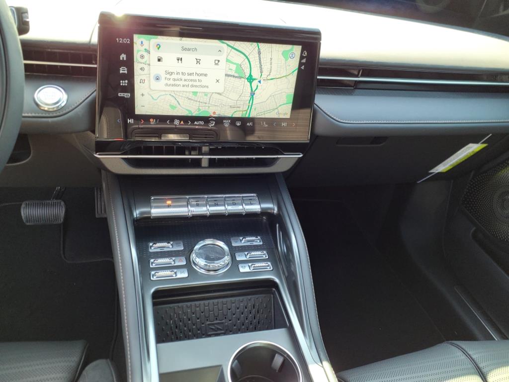 2025 Lincoln Nautilus Hybrid Reserve