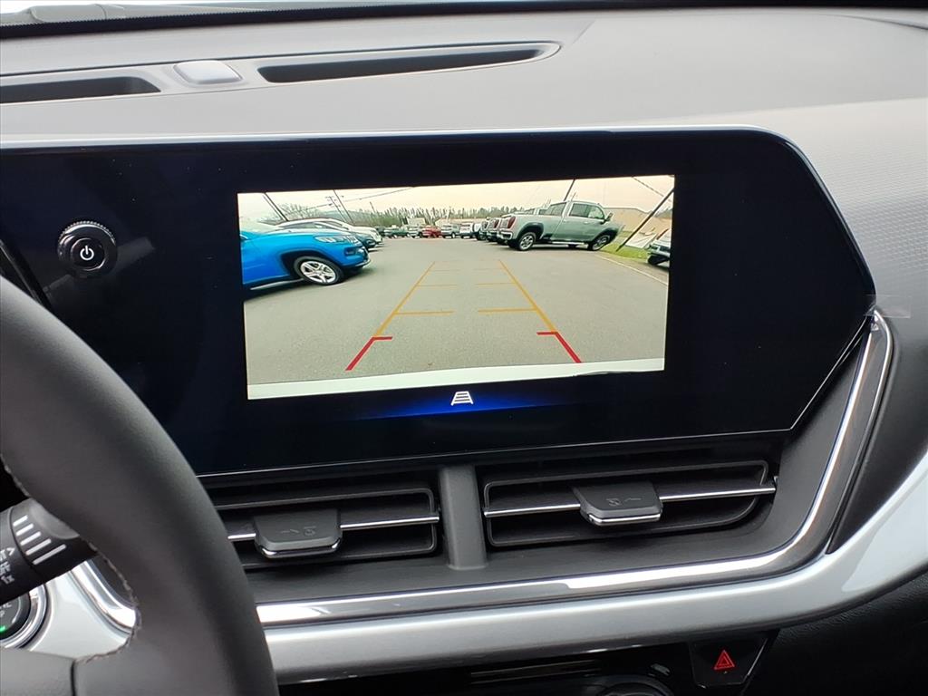 2026 Chevrolet Trax FWD LT