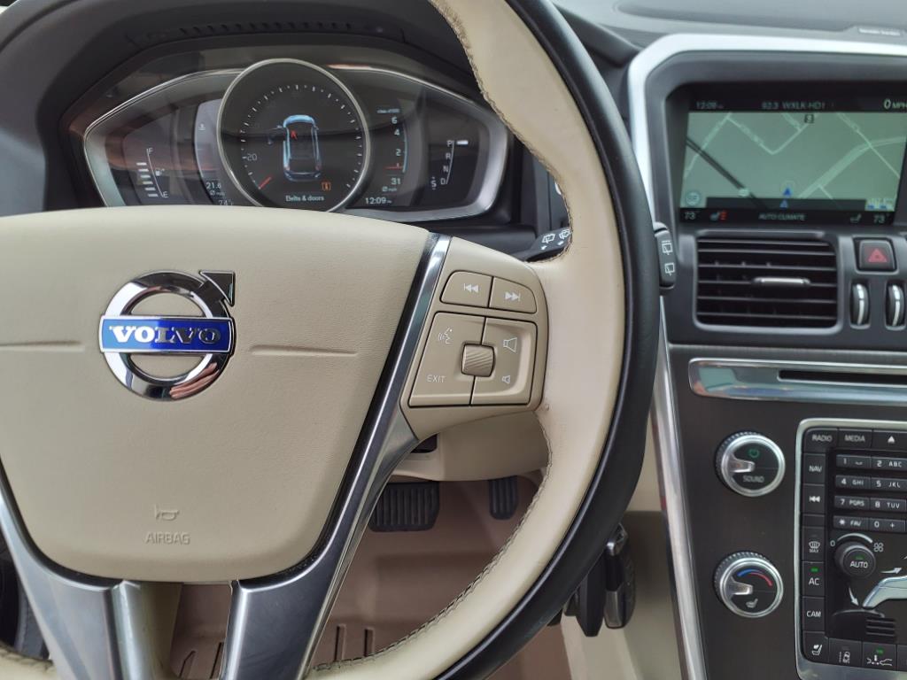 2016 Volvo XC60 T5 Platinum