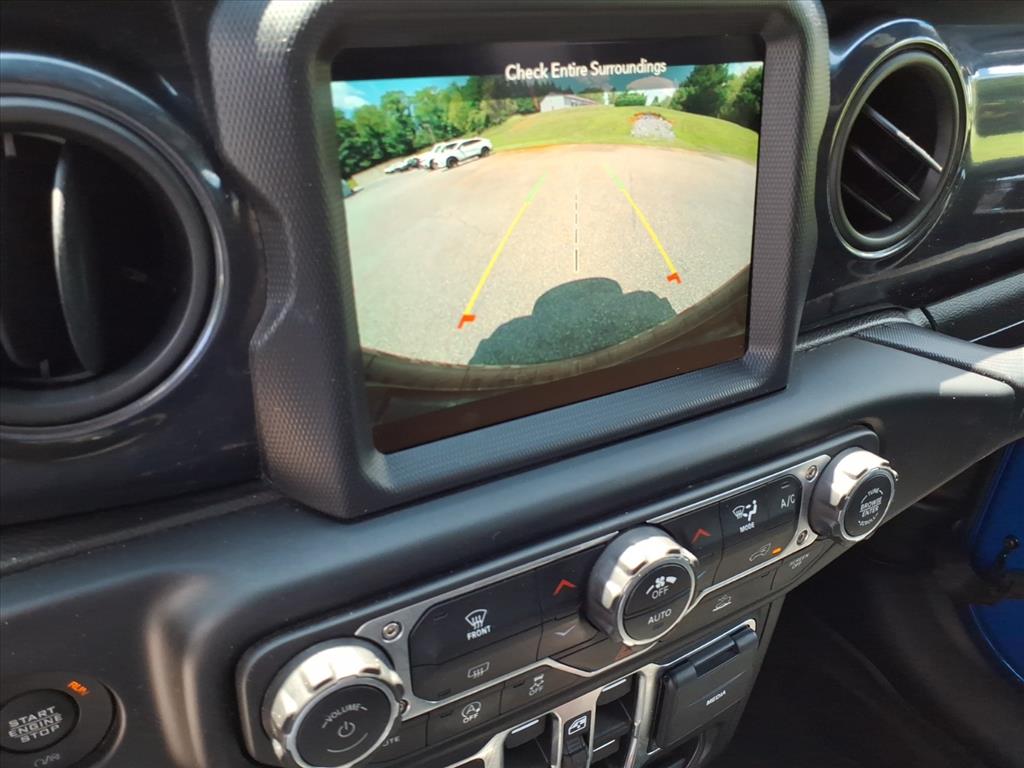 2023 Jeep Wrangler Sport Altitude
