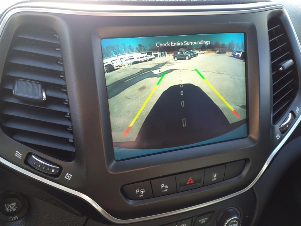 2023 Jeep Cherokee Trailhawk