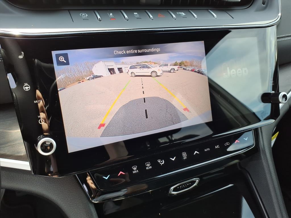 2026 Jeep Grand Cherokee Altitude 4x4