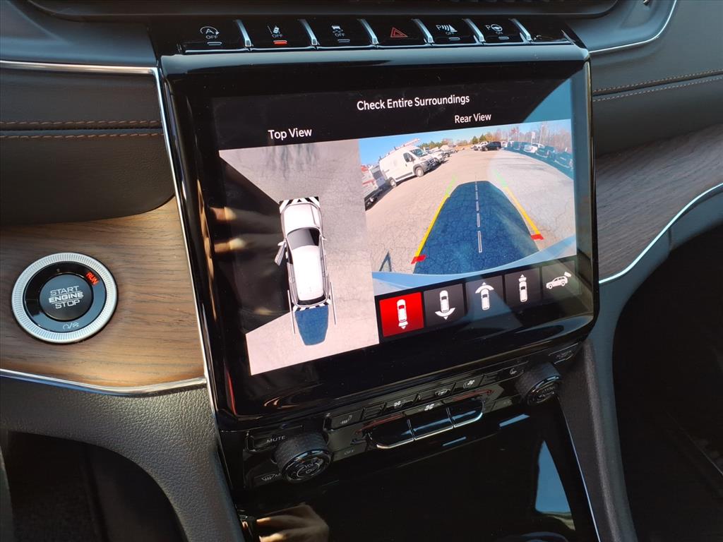 2025 Jeep Grand Cherokee Summit 4x4