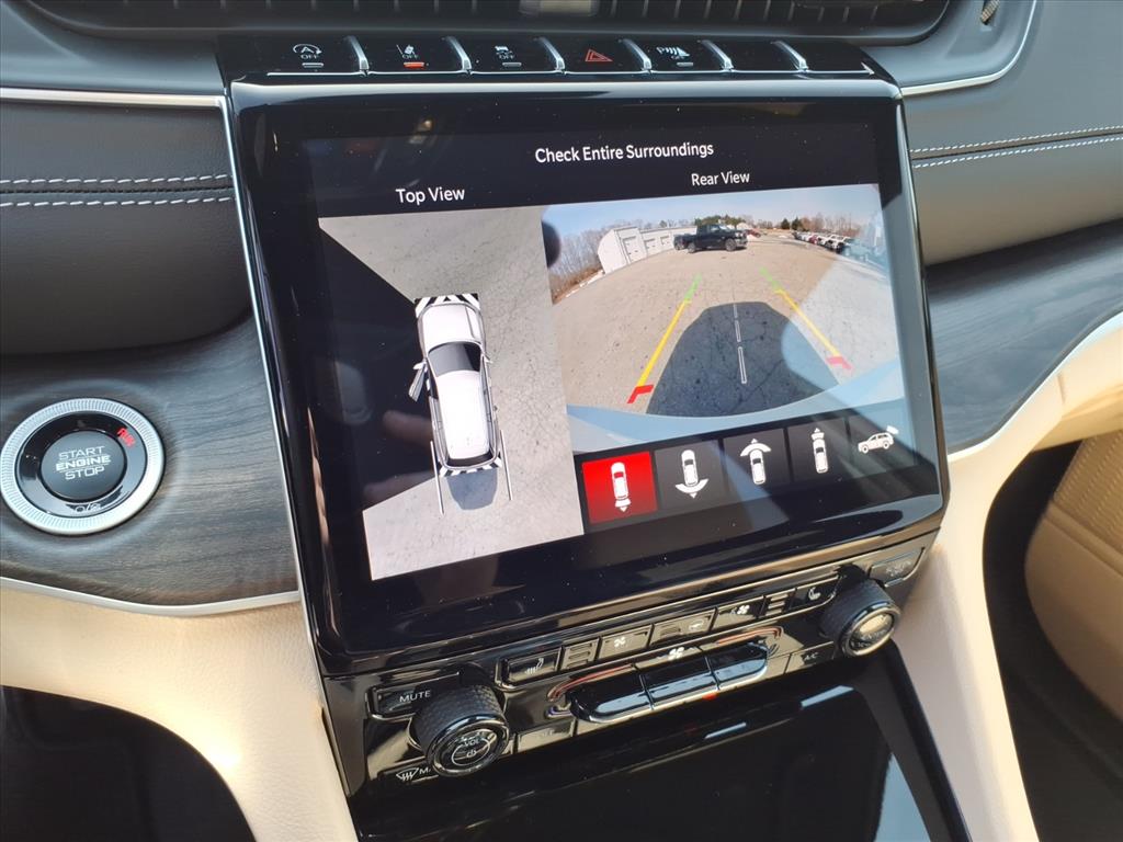 2025 Jeep Grand Cherokee L Limited 4x4