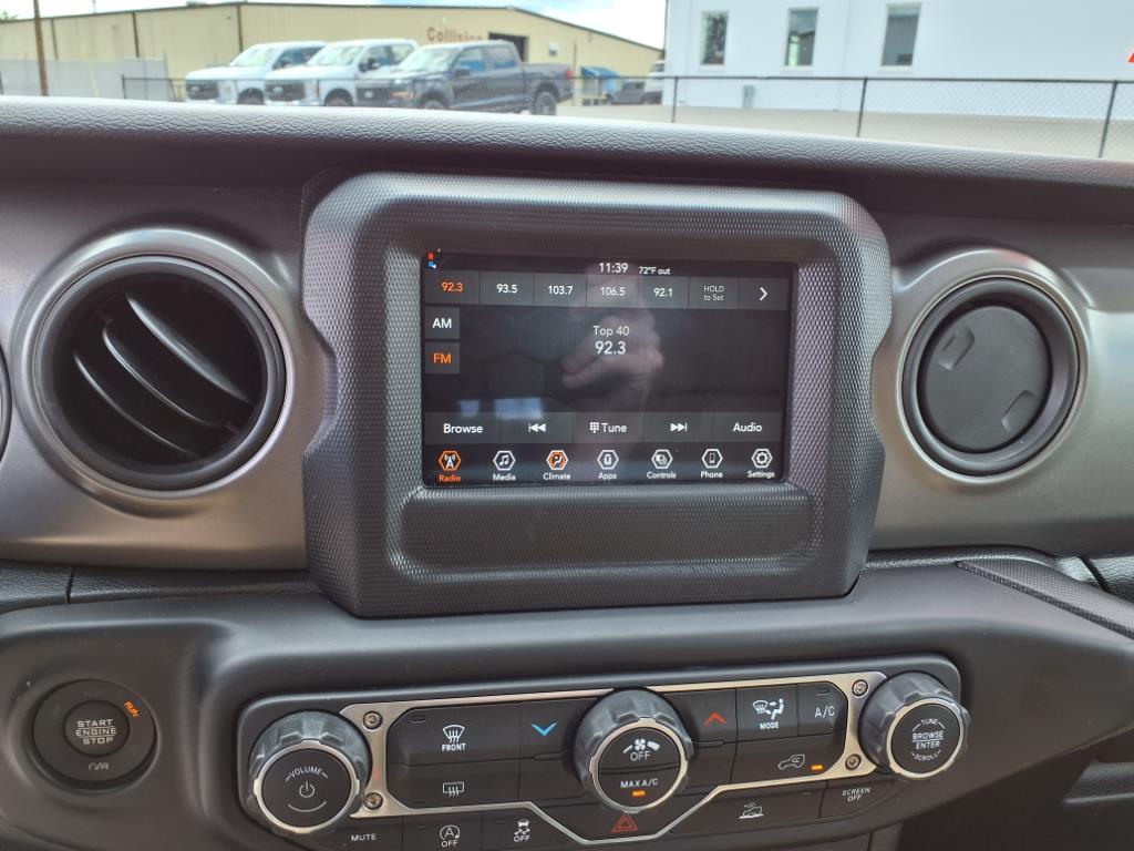 2023 Jeep Gladiator Sport