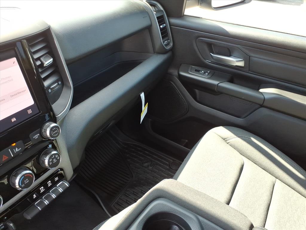 2026 Ram 1500 Warlock Crew Cab 4x4 5'7" Box