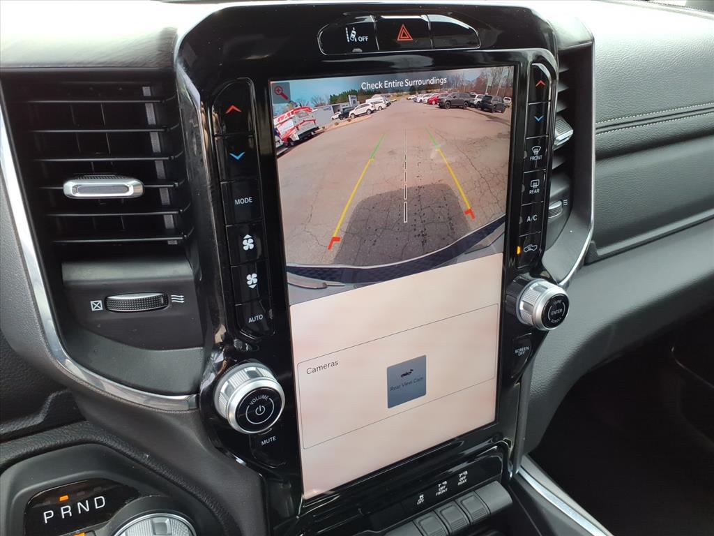 2025 Ram 1500 Laramie Crew Cab 4x4 5'7" Box