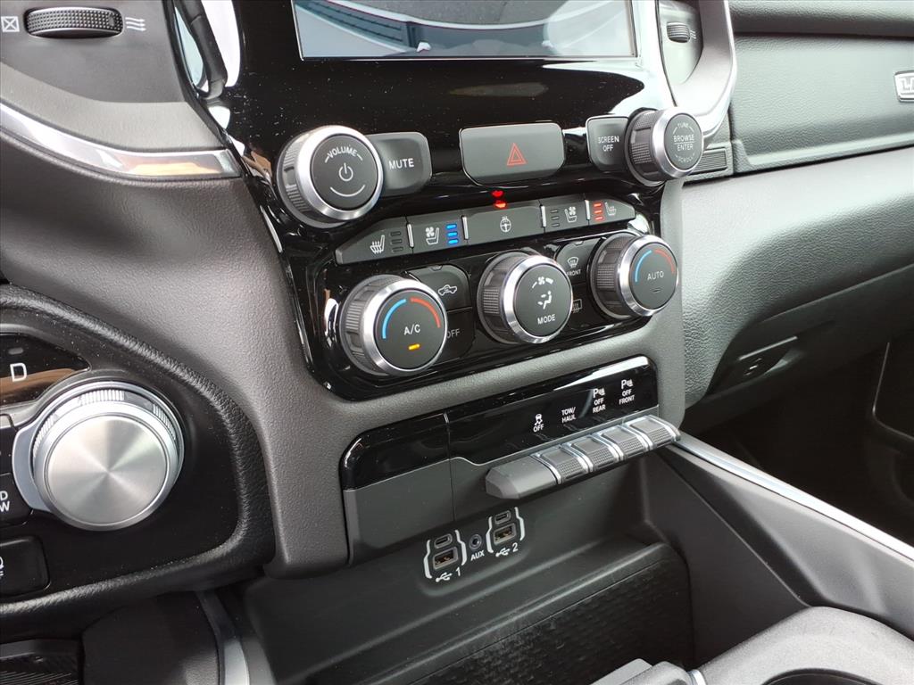 2022 Ram 1500 Laramie Crew Cab 4x4 5'7" Box