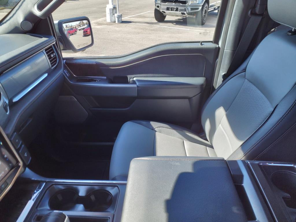 2023 Ford F-150 Lightning Lariat