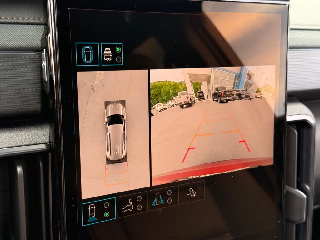 2025 GMC Acadia AT4
