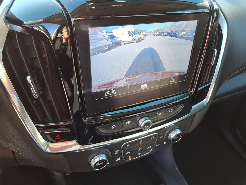 2021 Chevrolet Traverse AWD LT Cloth