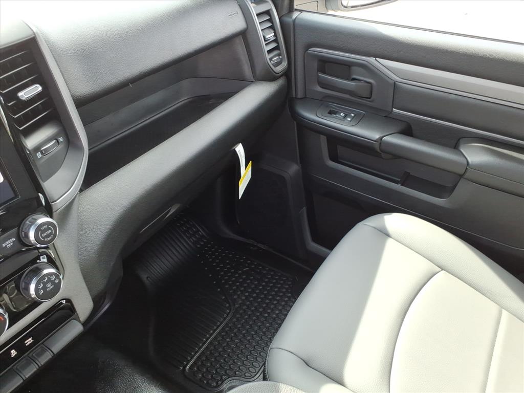 2026 Ram 2500 Tradesman Regular Cab 4x4 8' Box