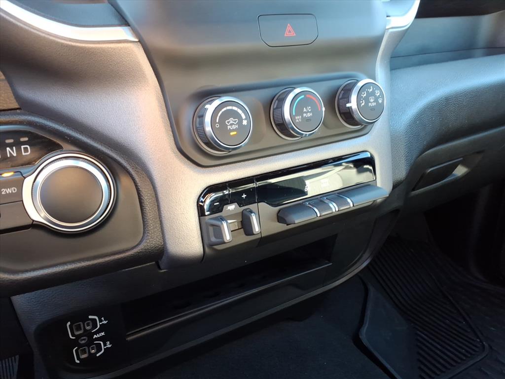 2024 Ram 2500 Big Horn Crew Cab 4x4 6'4" Box