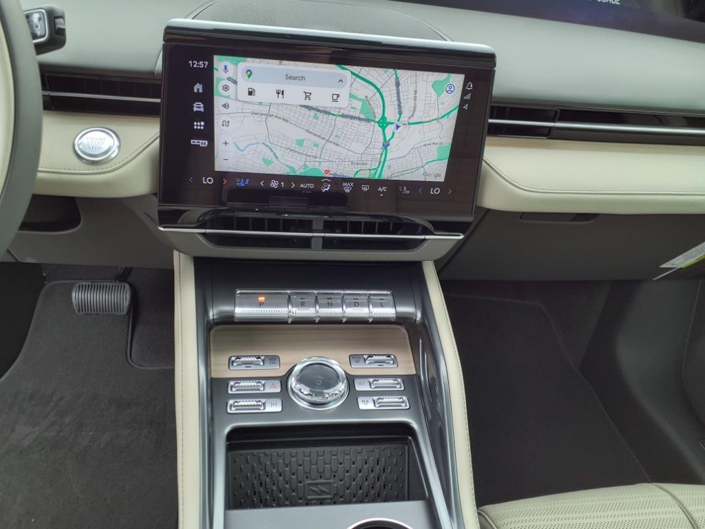 2025 Lincoln Nautilus Hybrid Reserve