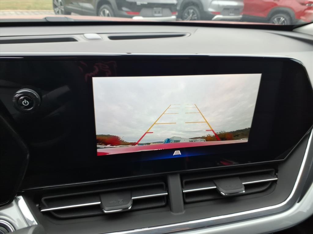 2026 Chevrolet Trax FWD LT