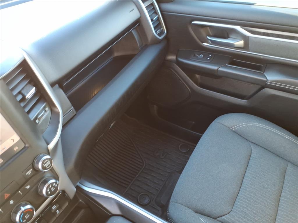 2023 Ram 1500 Big Horn Quad Cab 4x4 6'4" Box