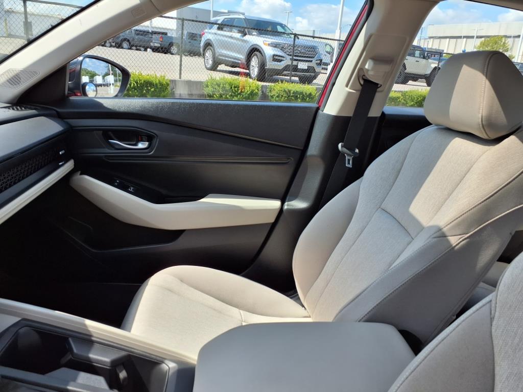 2025 Honda Accord SE