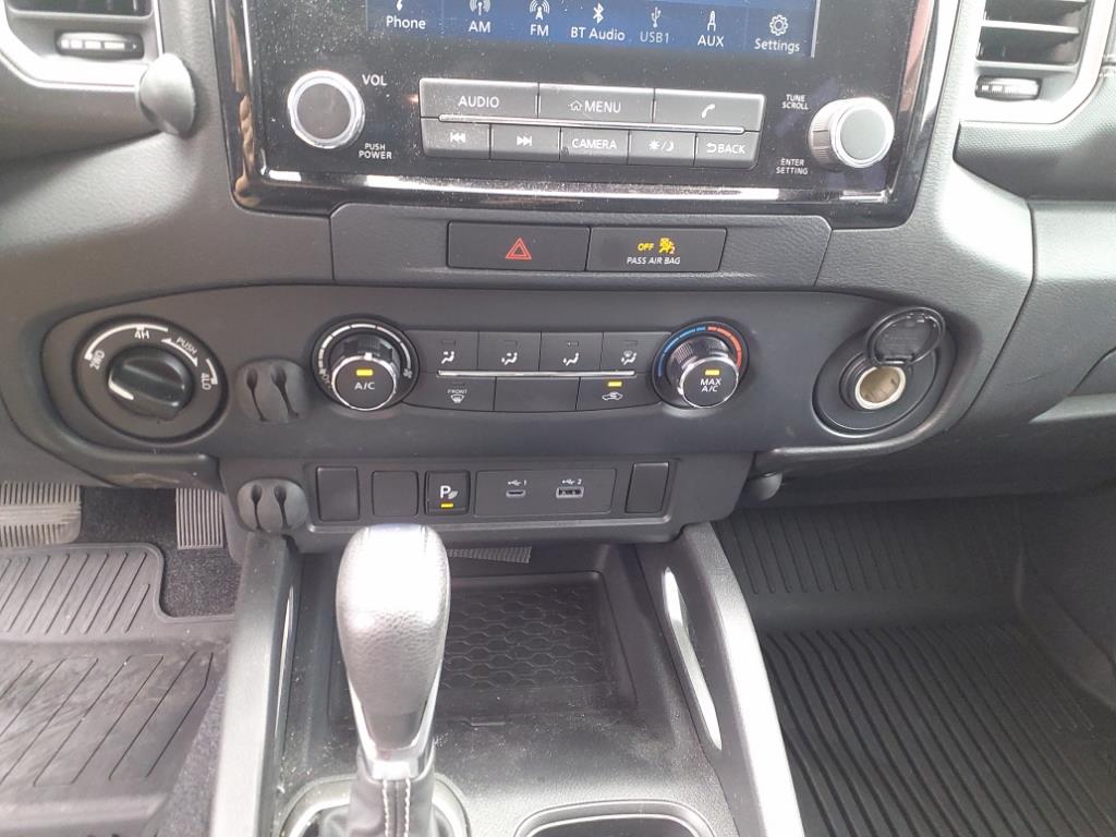 2023 Nissan Frontier SV