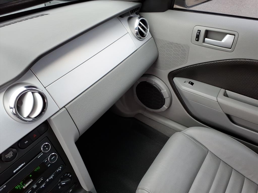 2008 Ford Mustang GT Deluxe