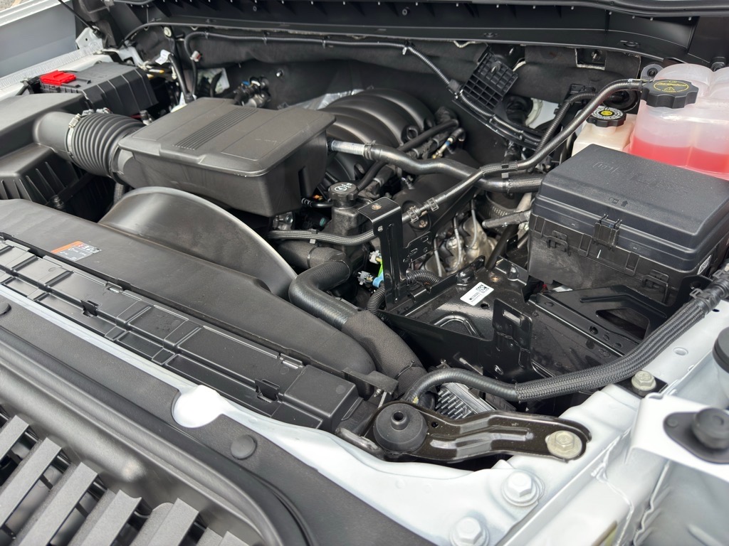 2025 Chevrolet Silverado 2500HD 4WD Crew Cab Standard Bed Custom