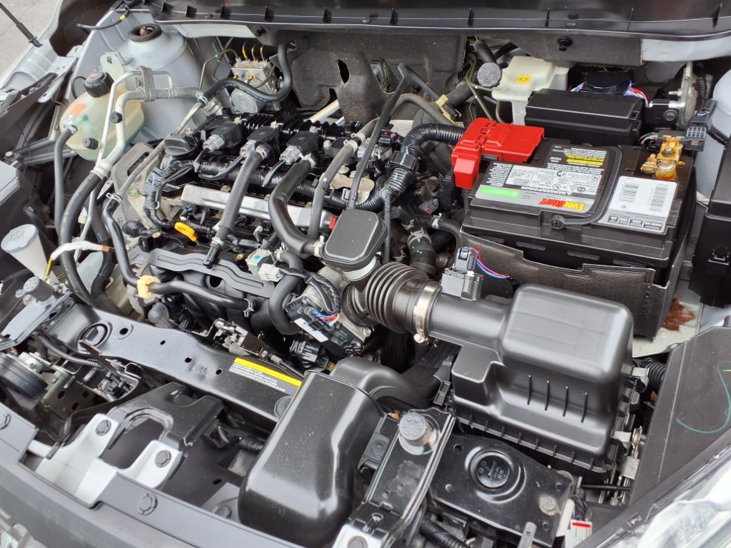 2019 Nissan Kicks S