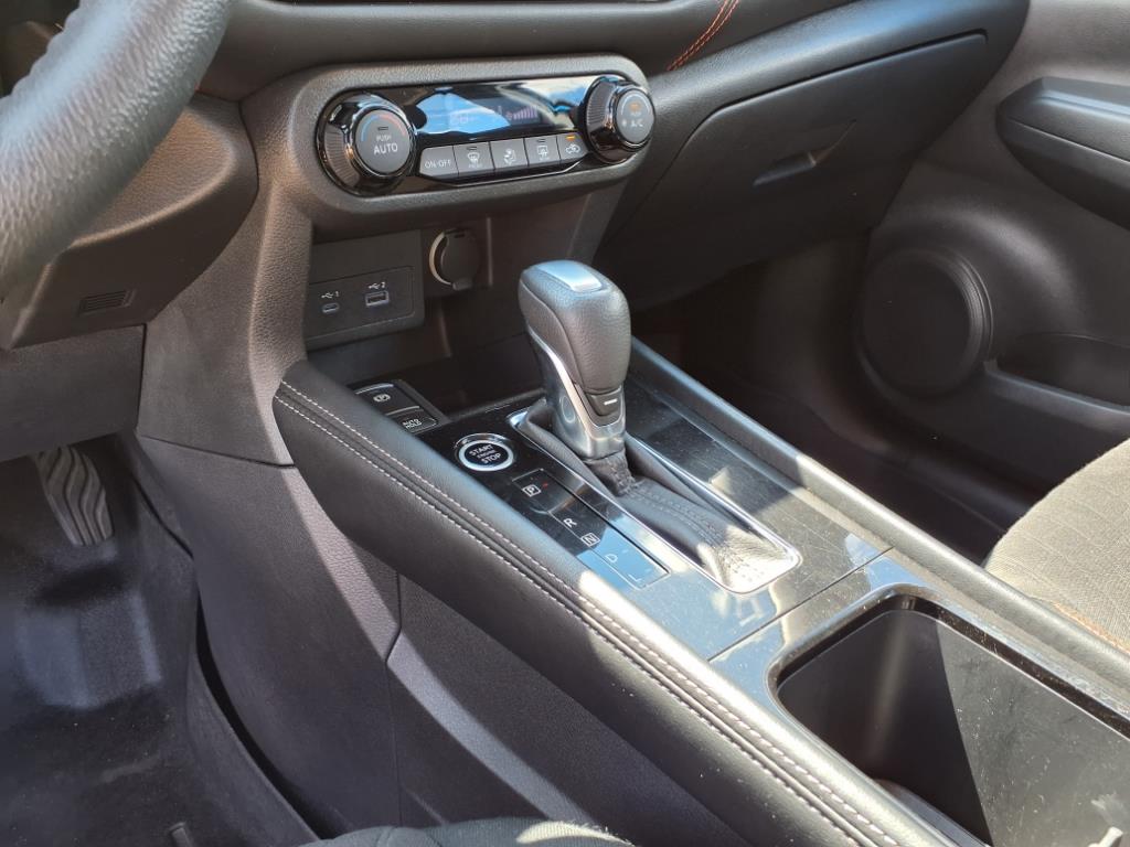 2021 Nissan Kicks SR Xtronic CVT