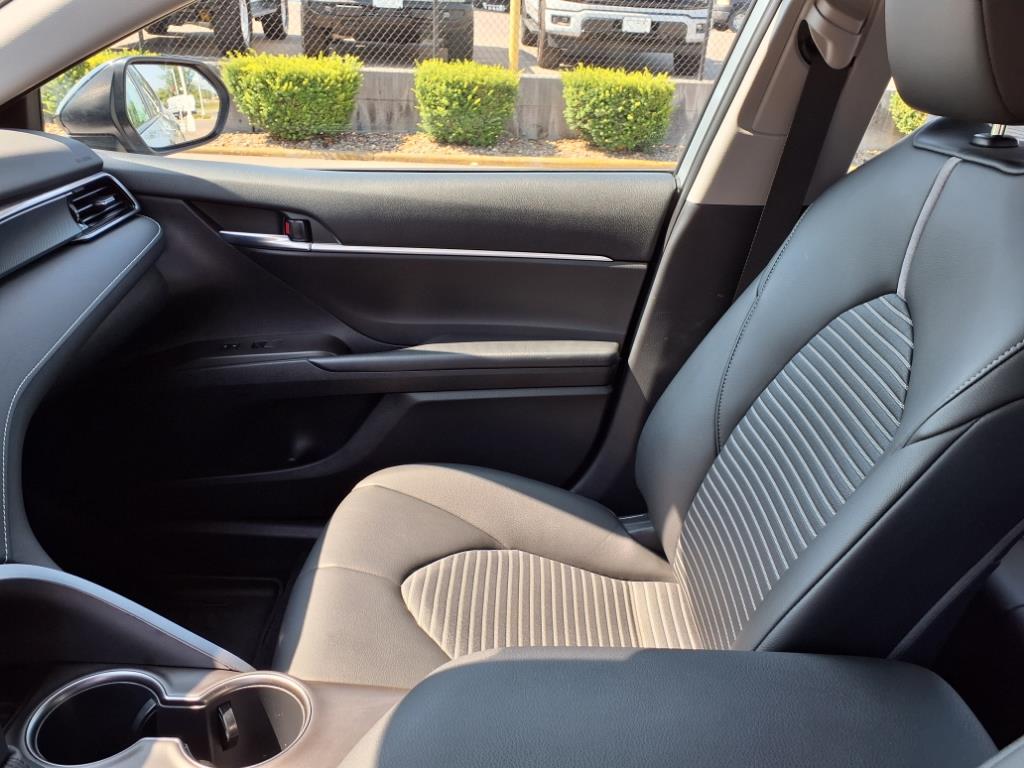 2022 Toyota Camry SE Nightshade
